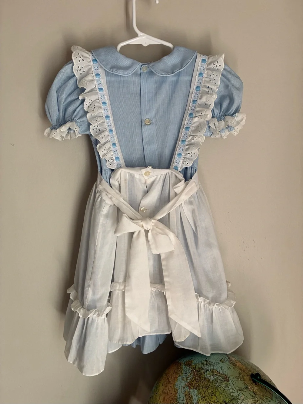 Classic Vintage Alice in Wonderland Style Dress and Apron Size 6